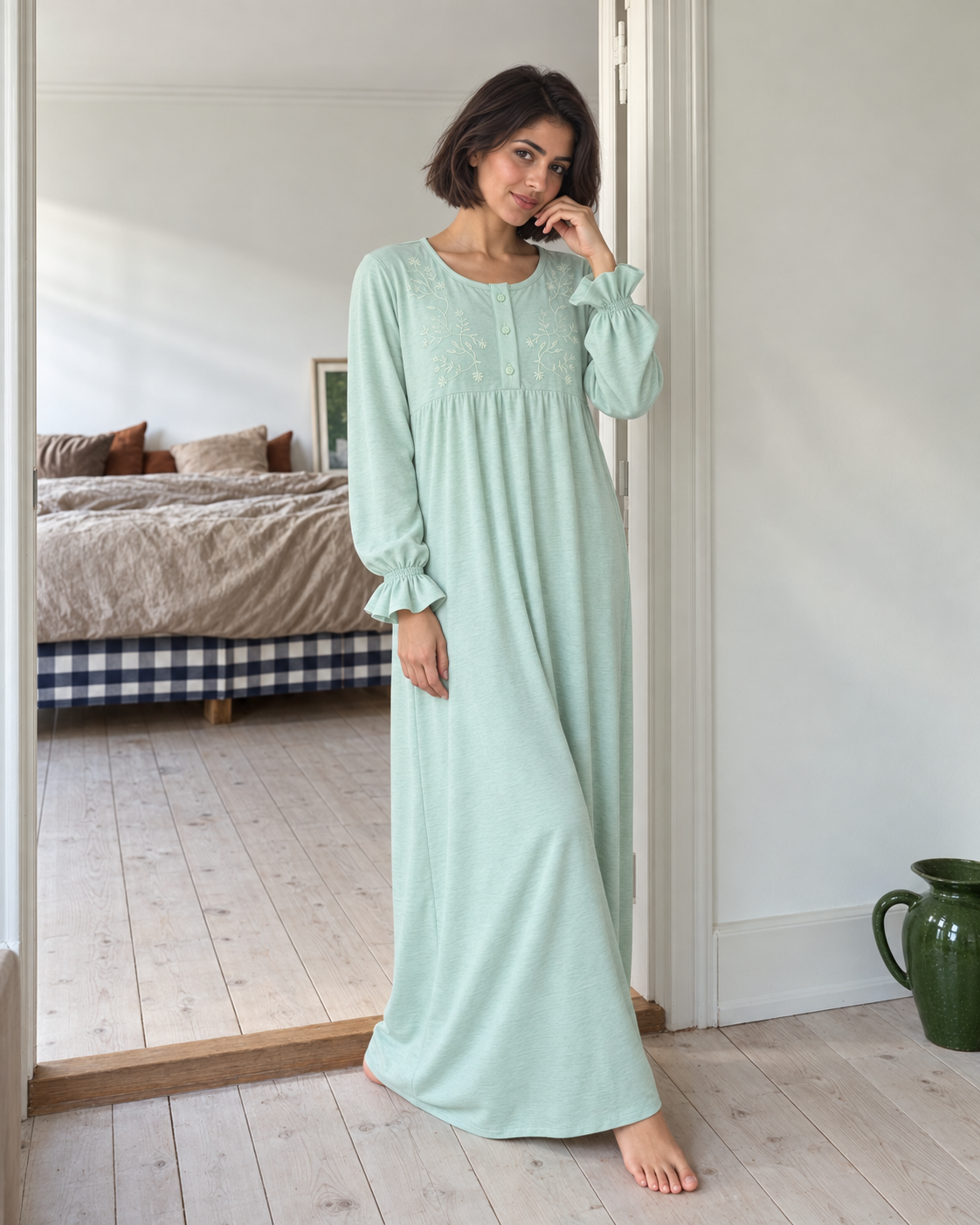 Embroidered Flowy nightgown