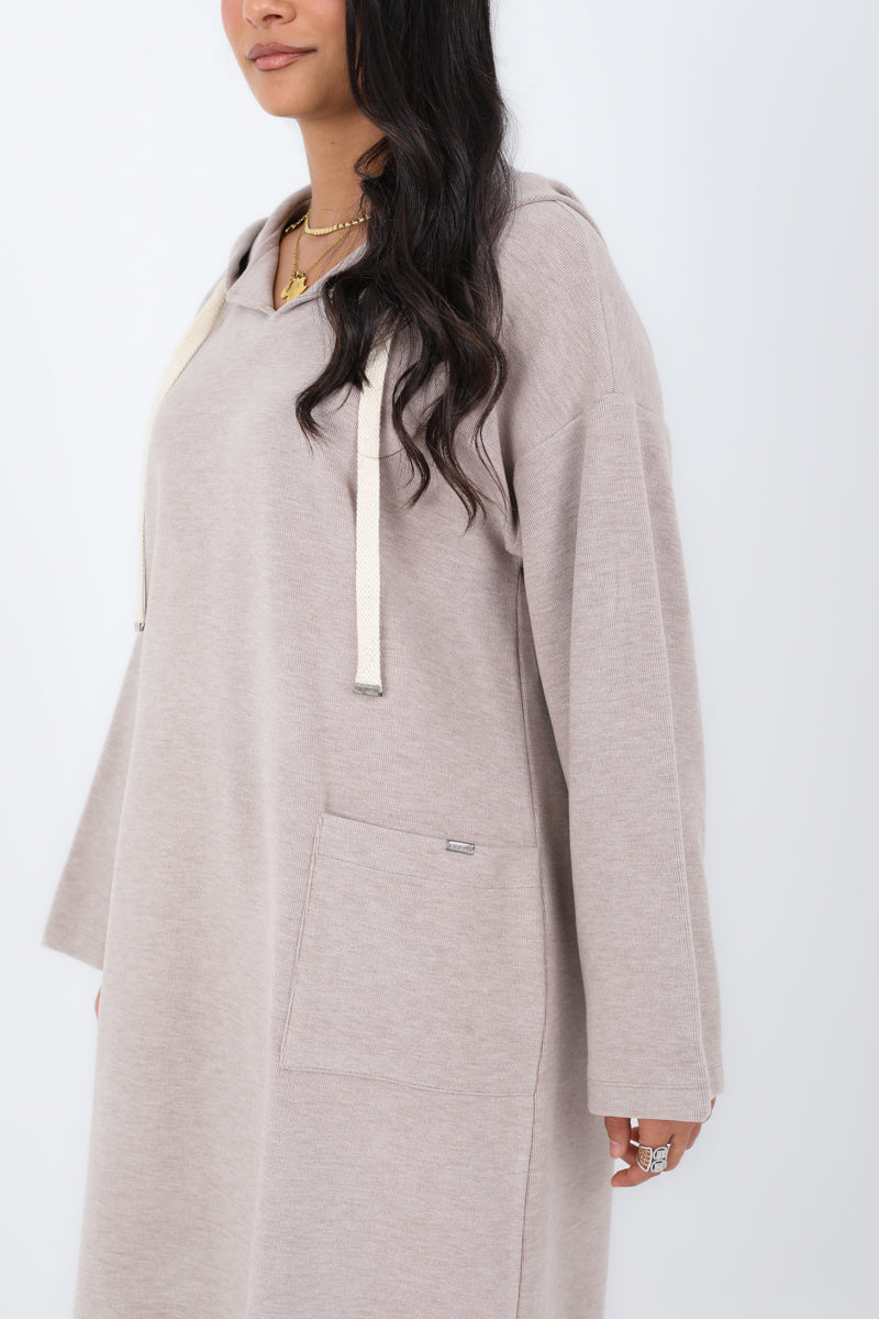 Long Hoodie with Two Pockets