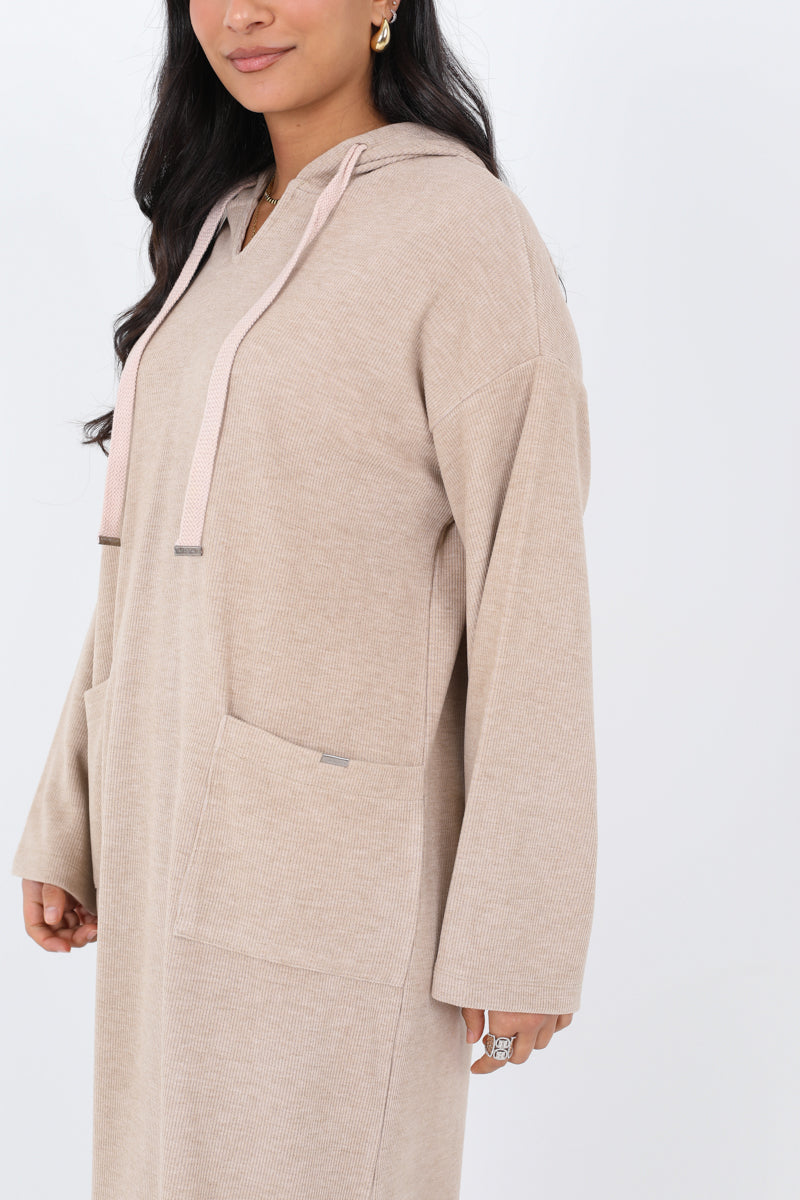 Long Hoodie with Two Pockets