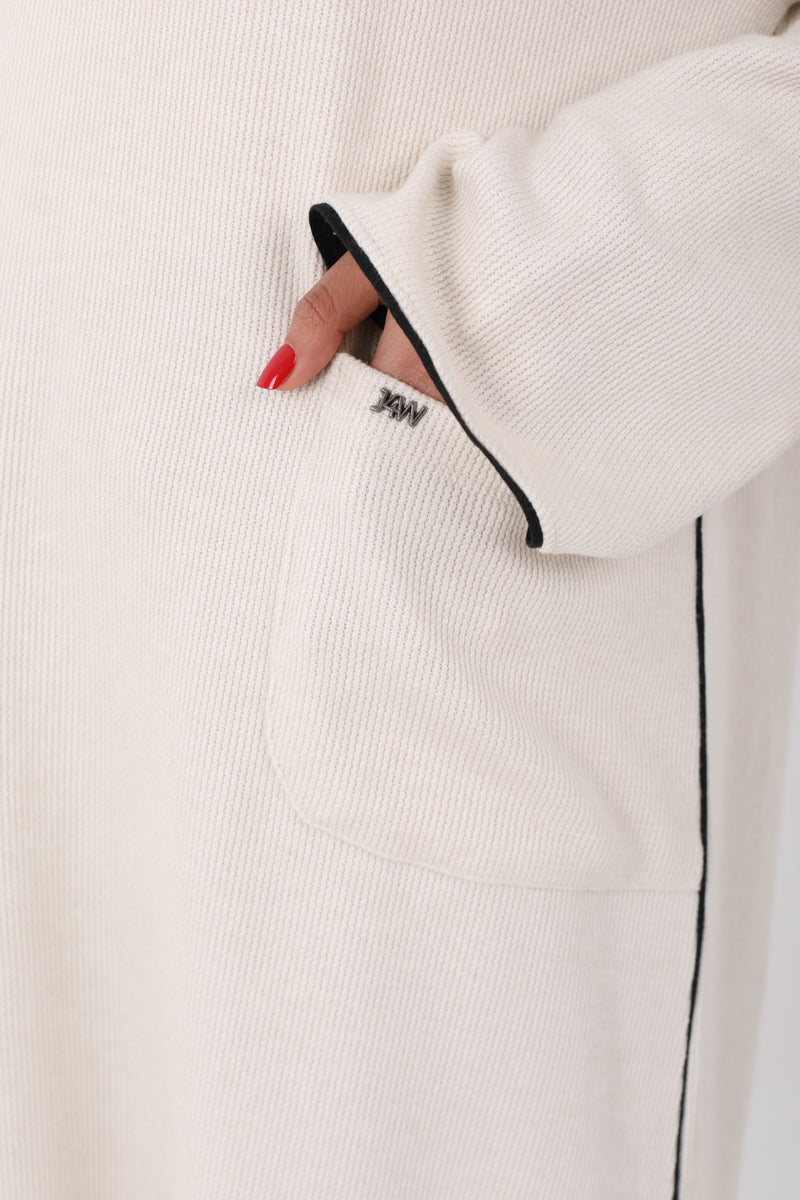 Long Hoodie with Two Pockets