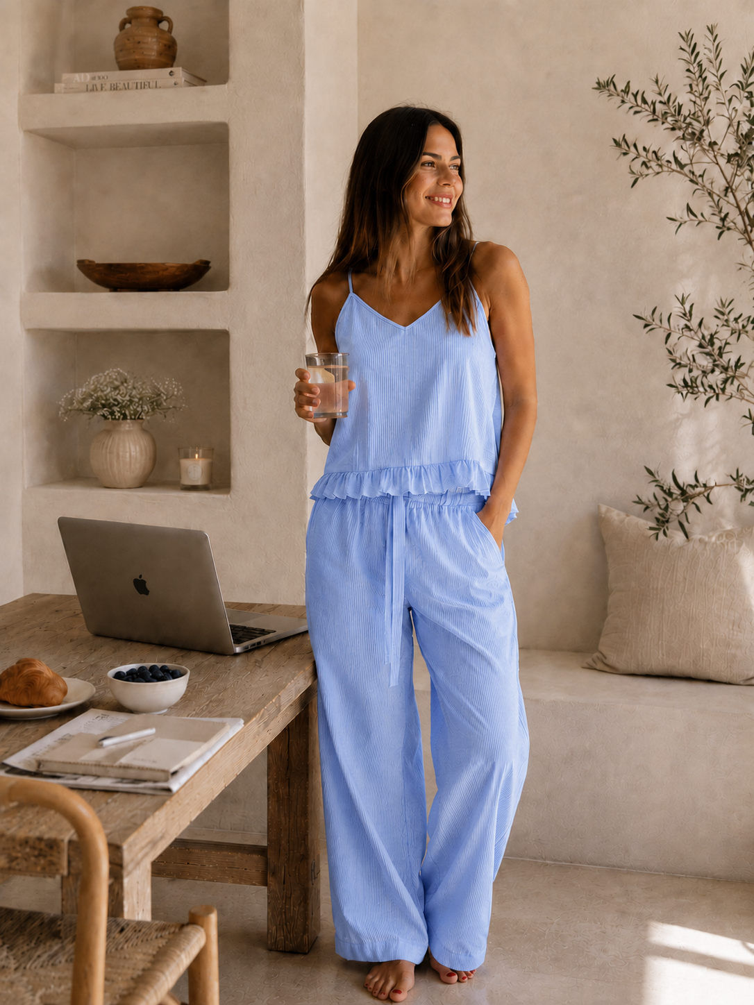 HS-117- Ruffle Lounge Set