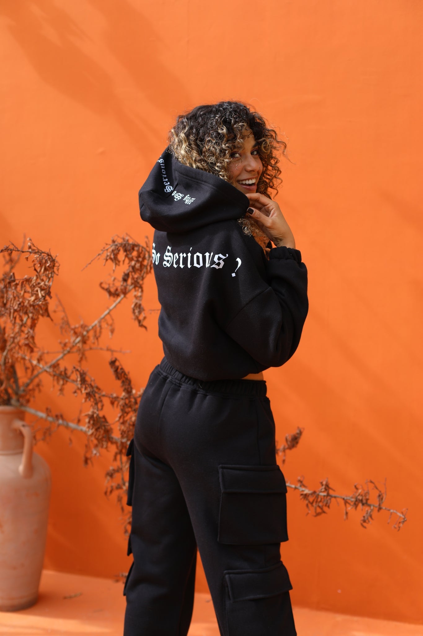 لماذا كل هذا الجد؟ هودي خريف وشتاء 2019