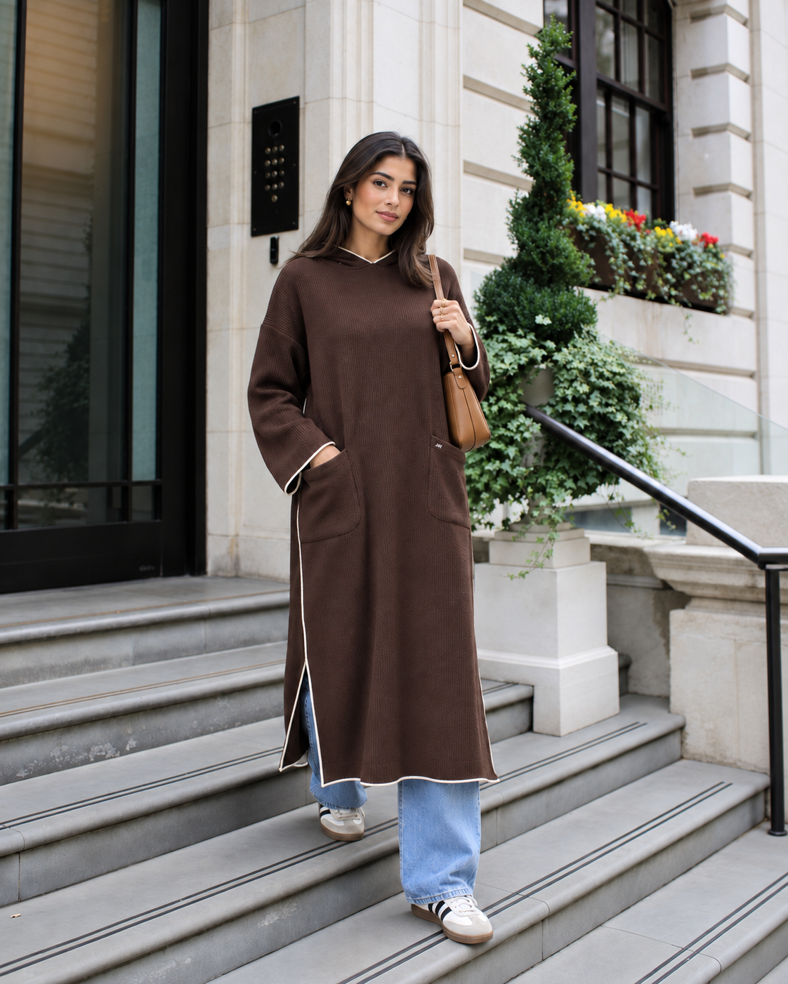 Long Hoodie with Two Pockets