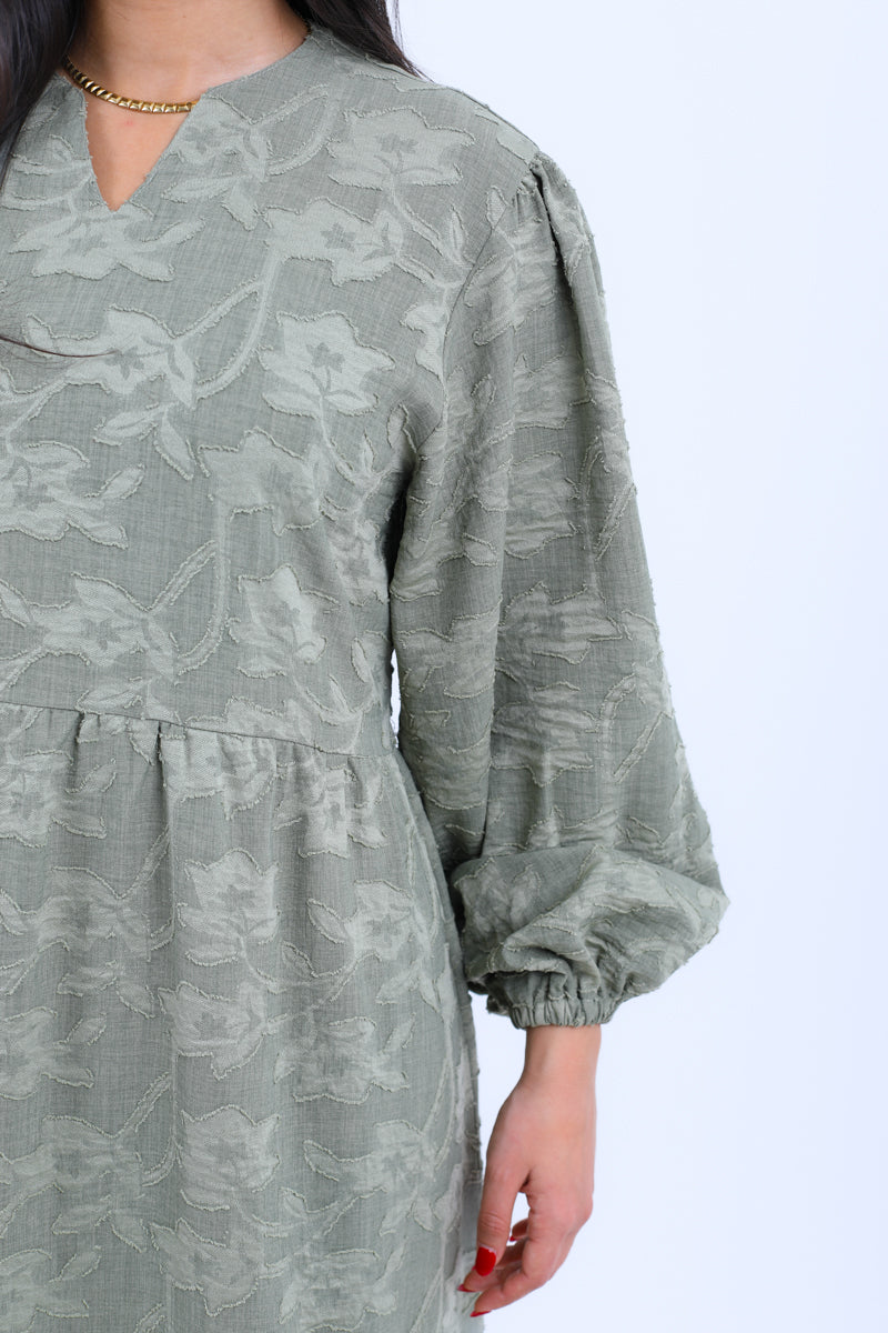 Soft Floral Flow Dress