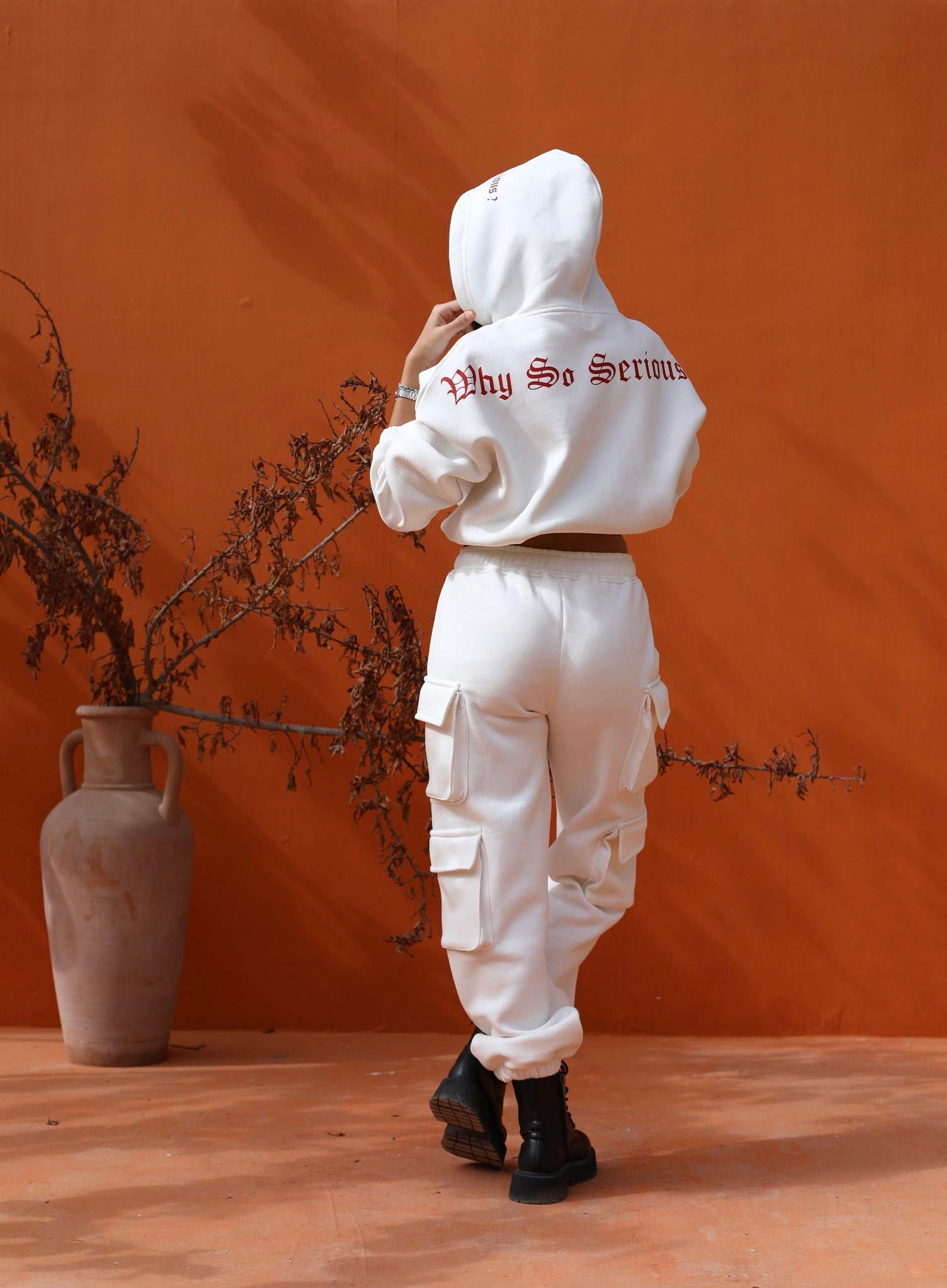 لماذا كل هذا الجد؟ هودي خريف وشتاء 2019